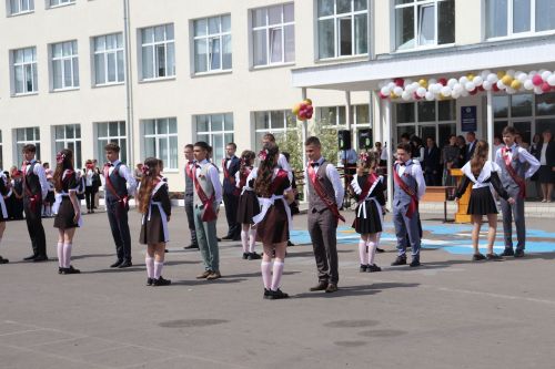 Последний звонок в Базарно-Матакской школе