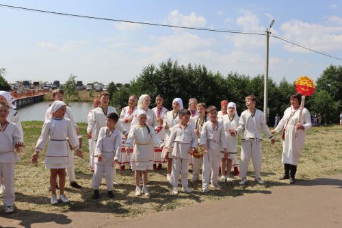 Уяв 2023