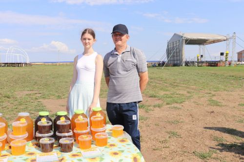Яблочно-медовый Спас