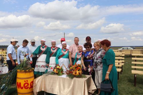 Яблочно-медовый Спас
