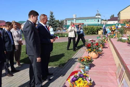 В Центральном парке райцентра отпраздновали День Республики
