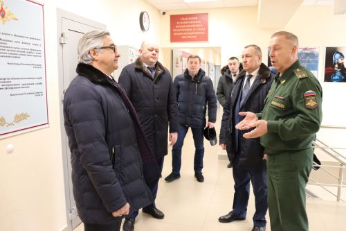 С рабочим визитом в Алькеевский район приехал премьер-министра РТ Василь Шайхразиев