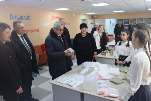 С рабочим визитом в Алькеевский район приехал премьер-министра РТ Василь Шайхразиев