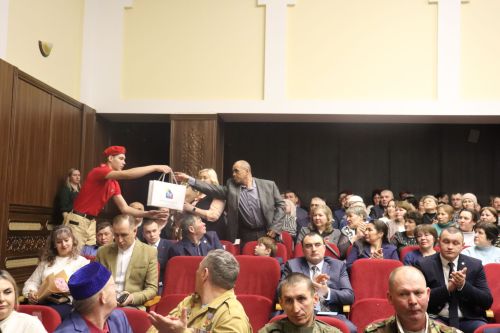 С рабочим визитом в Алькеевский район приехал премьер-министра РТ Василь Шайхразиев