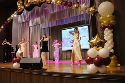 Выпускной 11-х классов Базарно-Матакской средней школы