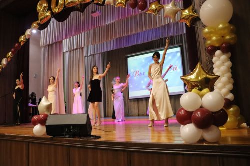 Выпускной 11-х классов Базарно-Матакской средней школы