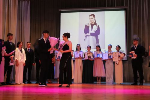 Выпускной 11-х классов Базарно-Матакской средней школы