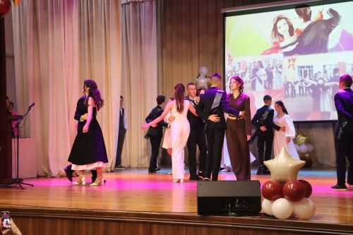 Выпускной гимназии имени Наби Даули