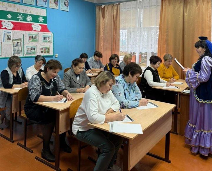 Юхмачы мәктәбендә «Татарча диктант» акциясе узды