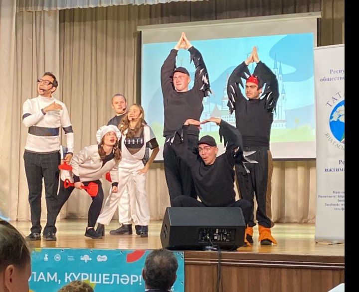В Алькеевском районном доме культуры состоялся театральный вечер – прошел иммерсивный спектакль «Татарстан – мое сокровище».
