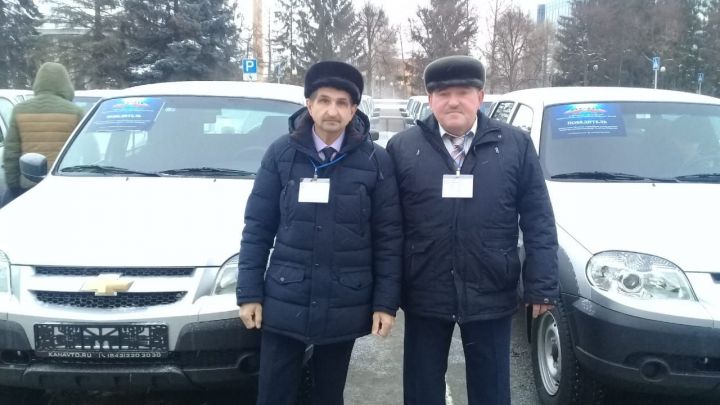 Алькеевский район: два сельских поселений получили автомобили «Шевроле-Нива»