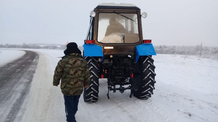 Алькеевский район: Старо-Камкинское и Тяжбердинское сельские поселения приобрели новые трактора. ФОТО