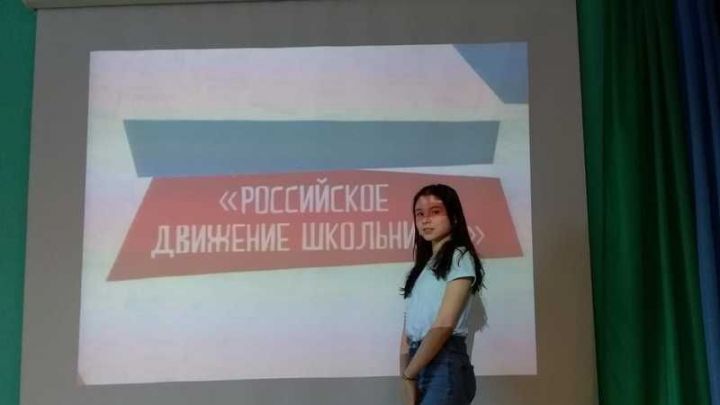 Ученица Базарно-Матакской школы Алексеева Регина находится на профильной смене в лагере "Костёр"