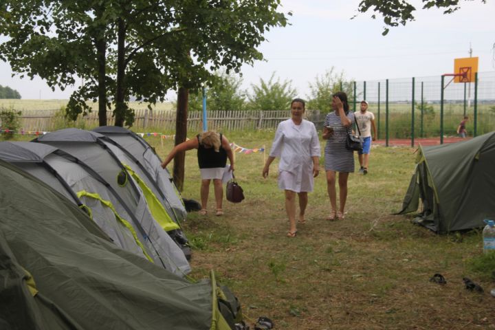 В Алькеевском районе «Народный контроль» проверил организацию отдыха детей в летнем лагере «Дубки»