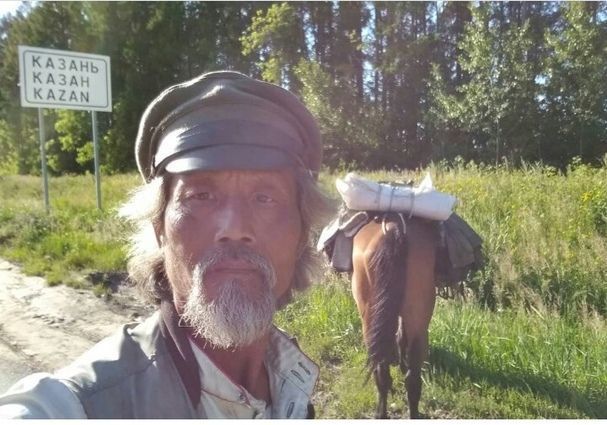 Конный путешественник побывал в гостях у жителя села Нижнее Алькеево. ФОТО