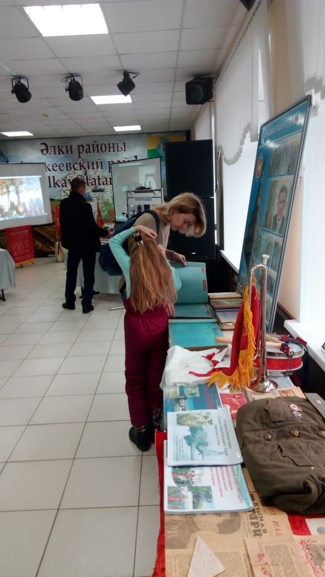 В Алькеевском районе в День народного единства развернули историко-краеведческую выставку