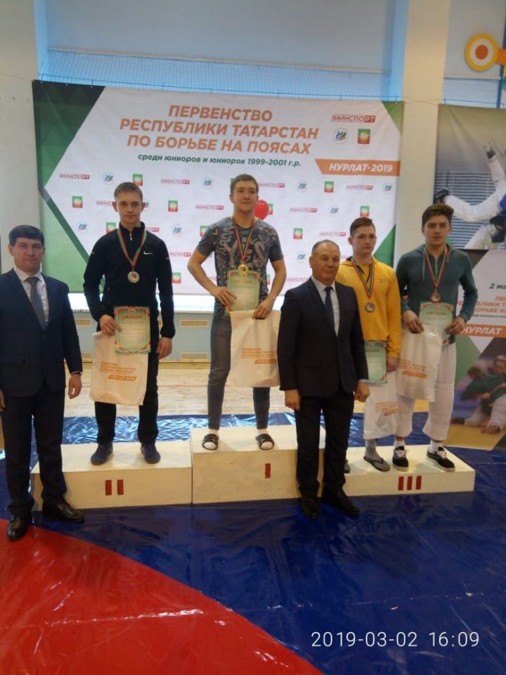 Три спортсмена из Алькеевского района заняли призовые места в первенстве Татарстана по борьбе на поясах