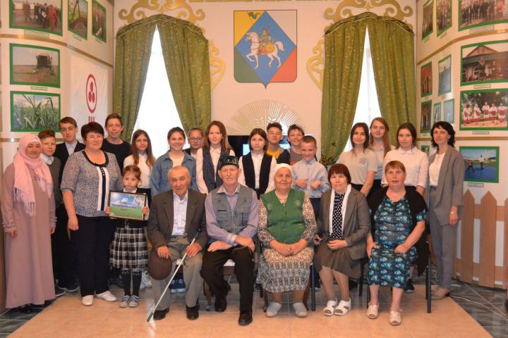 Алькеевскии район: в музее им. С.М.Лисенкова прошла встреча  двух поколений по случаю празднования Международного дня семьи.