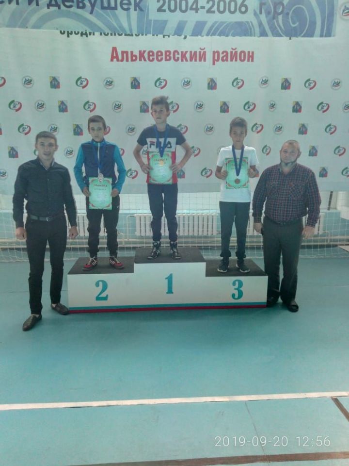 Алькеевская районная спортивная школа провела турнир по татарской борьбе памяти братьев Фаракшиных