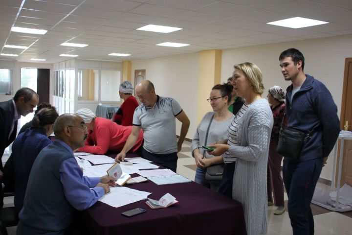Алькеевский район: Базарно-Матакский избирательный участок №718 нынче работает в капитально отремонтированном здании