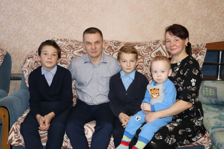 Многодетная мама из Алькеевского района Ганна Варламова: «Приучаем сыновей к труду с детства