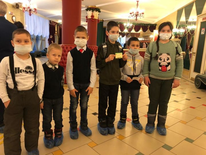 Алсу Набиева организовала участие детей Алькеевского района в новогоднем представлении