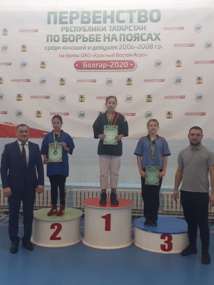 Алькеевские борцы на пьедестале победы