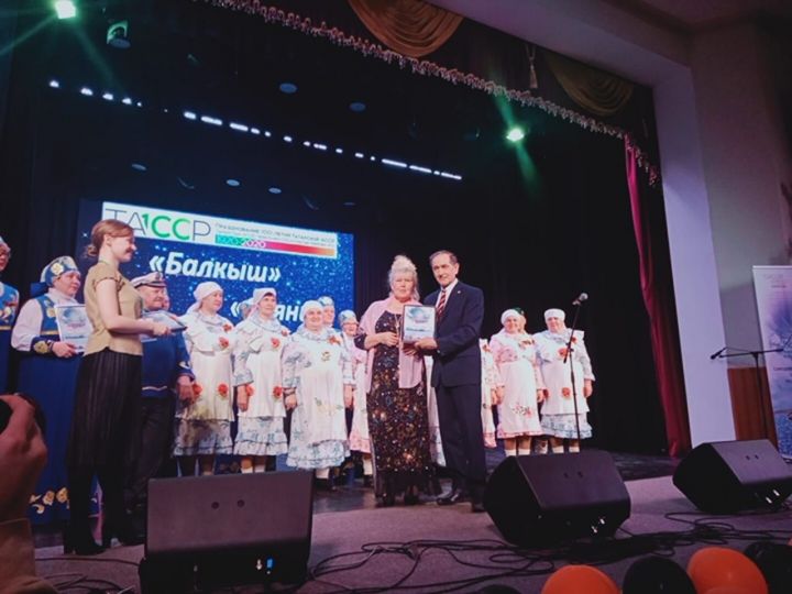 Участники самодеятельности Алькеевского района успешно выступили в зональном туре конкурса «Сияние-Балкыш»