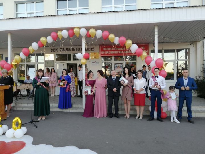 В Алькеевском районе все выпускники получили аттестаты
