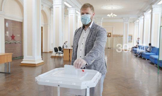 Ещё раз проверил здоровье»: Малькевич проголосовал  в Казани