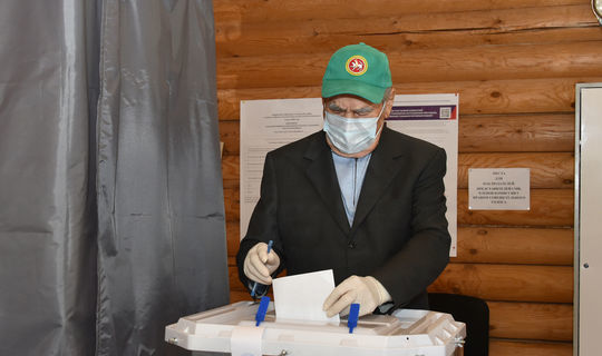 Минтимер Шаймиев принял участие в голосовании по поправкам к Конституции