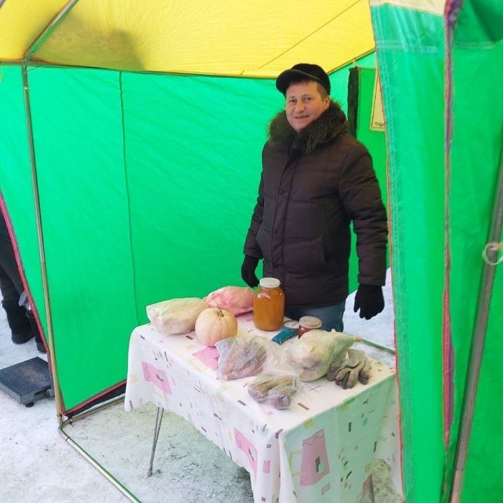 На казанской ярмарке с удовольствием покупают алькеевские товары