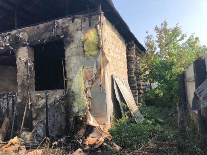 Алькеевский район: в селе Базарные Матаки сгорел дом