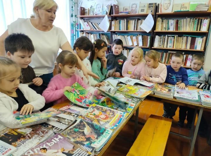 Дети детского сада «Березка» побывали в Базарно-Матакской школе