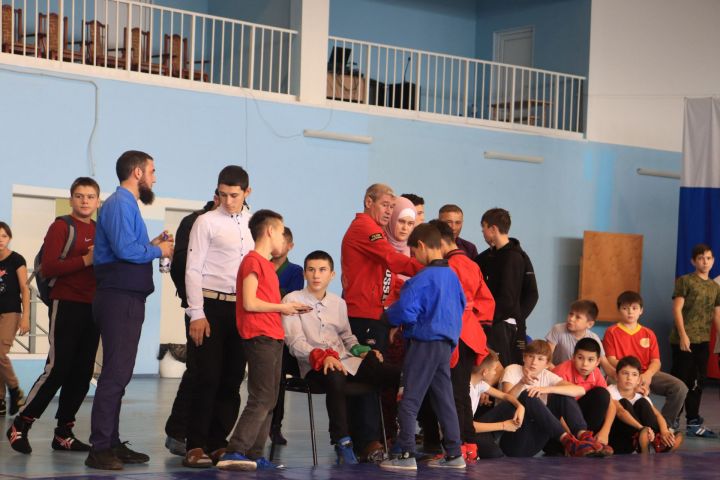 В Алькеевском районе проходят Республиканские соревнования по борьбе на поясах
