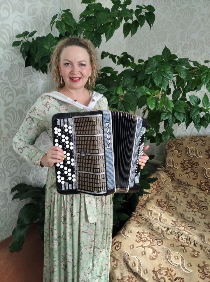 Гульфира Нургалиева: «Мне часто говорят, что я не совсем похожа на татарку»