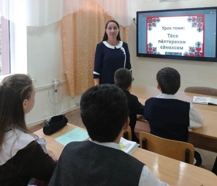 Ольга  Салюкова -  уже 20 лет беззаветно выполняет учительский долг