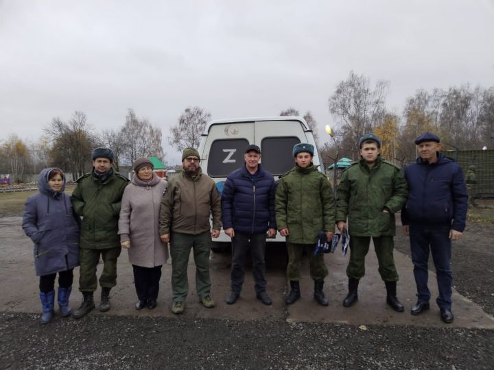 Делегация Алькеевского района посетила мобилизованных ребят в Казани