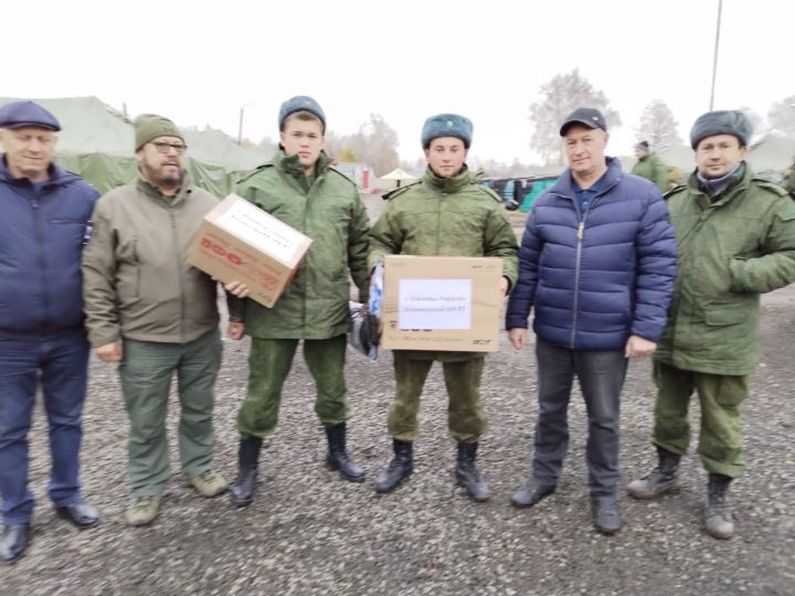 Делегация Алькеевского района посетила мобилизованных ребят в Казани