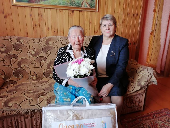 Исполнилось 90 лет жительнице села Сиктерме-Хузангаево Римме Ивановне Горшковой