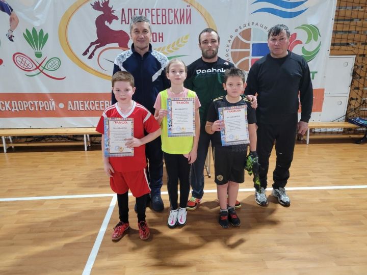 Команда «Актай» заняла первое место в соревнованиях по мини-футболу