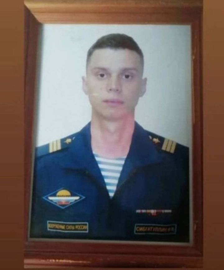 Рустам Минниханов выразил соболезнования в связи с гибелью солдата из Татарстана
