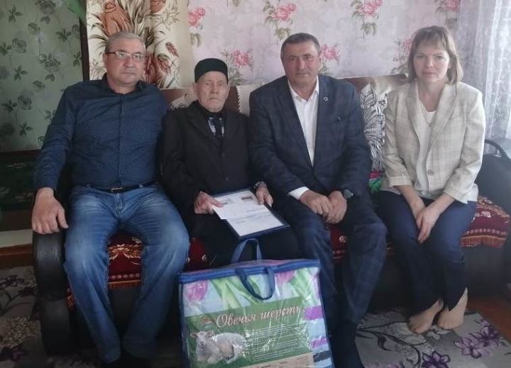 Юбилей 90-летия отметил Гараев Гарифулла Сабирович проживающий в селе Татарское Тюгульбаево