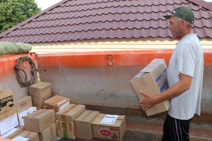 Из Алькеевского района отправили гуманитарную помощь жителям ДНР и ЛНР