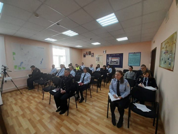 В отделении МВД России по Алькеевскому району состоялось отчетное собрание
