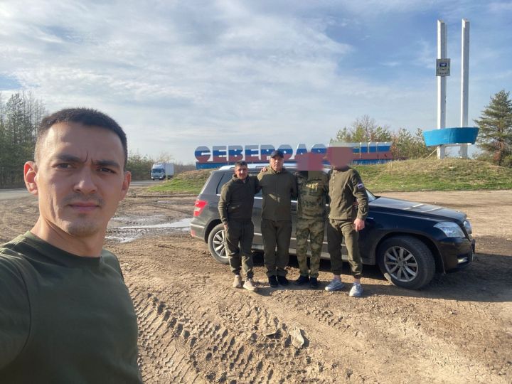 Семья Шайхутдиновых побывала у сына Руслана, воюющего в «горячей точке»