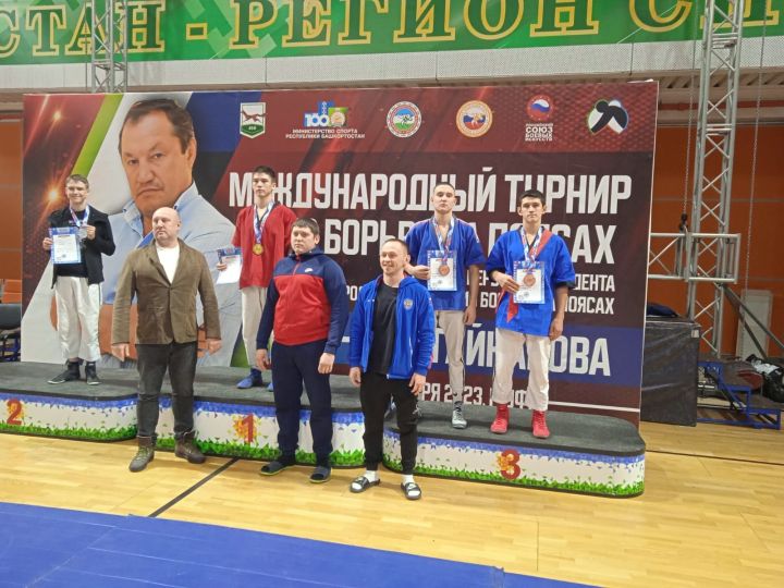 Илзат Әхмәров - халыкара спартакиада призеры
