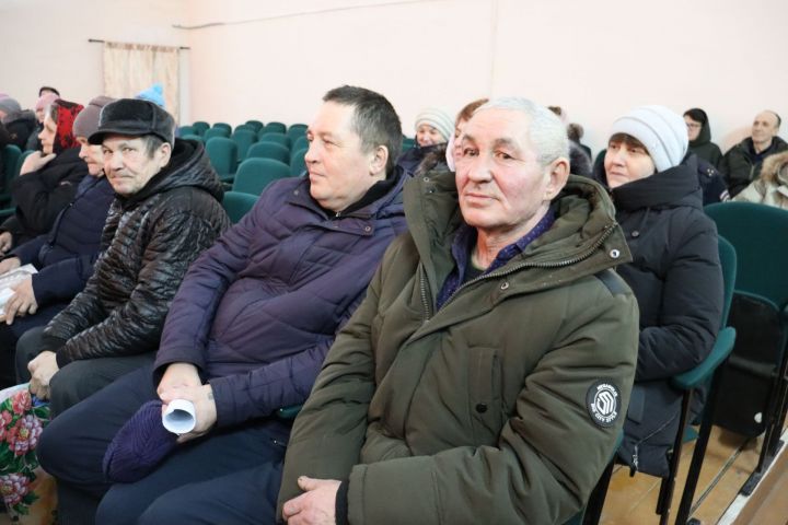 Азат Мазитов оказывает большую помощь Борискинскому сельскому поселению