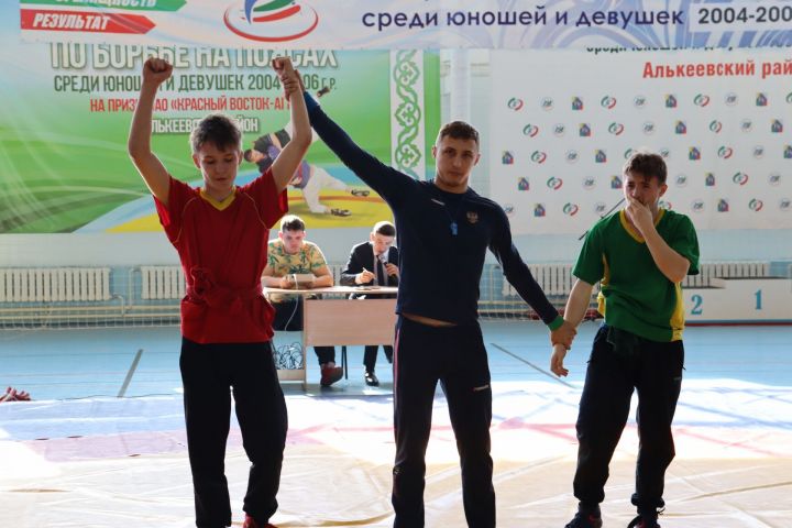 Открытое лично-командное Первенство по борьбе Куреш и борьбе на поясах на призы Исполнительного комитета района
