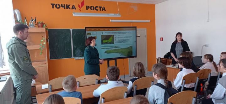 Ученики Чувашско-Бурнаевской школы награждены дипломами